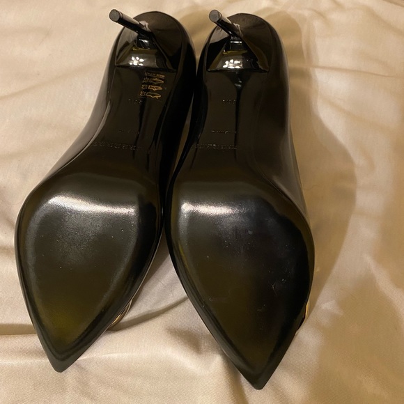 burberry  heels - Picture 3 of 13